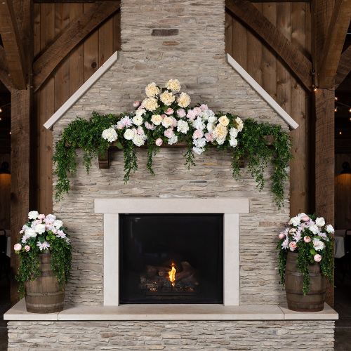 by_event-fireplace-cabbagerose-dahlia-englishrose-boxwood